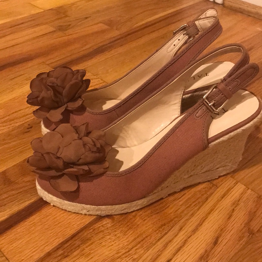 Talbots medium brown espadrilles